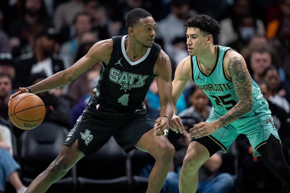 防守策略以 防守策略以